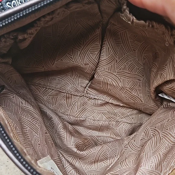 Saks Roots 2 in 1 Crossbody and Wallet with Rope Strap Bag - Picture 7 of 9